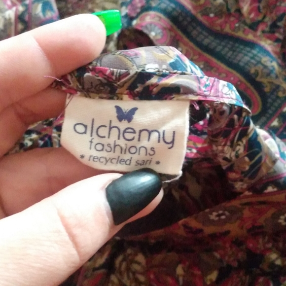 Flowy batwing style shirt - Picture 2 of 4